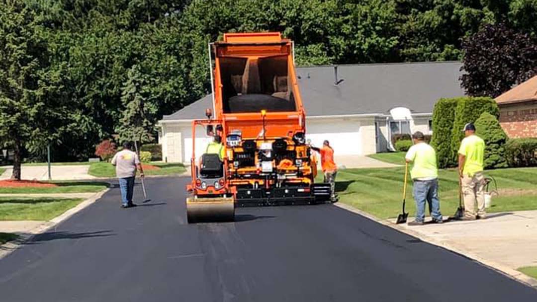 Residential Apshalt Paving Contractor Near You